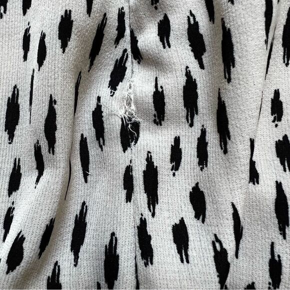 Nasty gal Spot The Difference Abstract Midi Skirt Size 4 - Picture 7 of 12